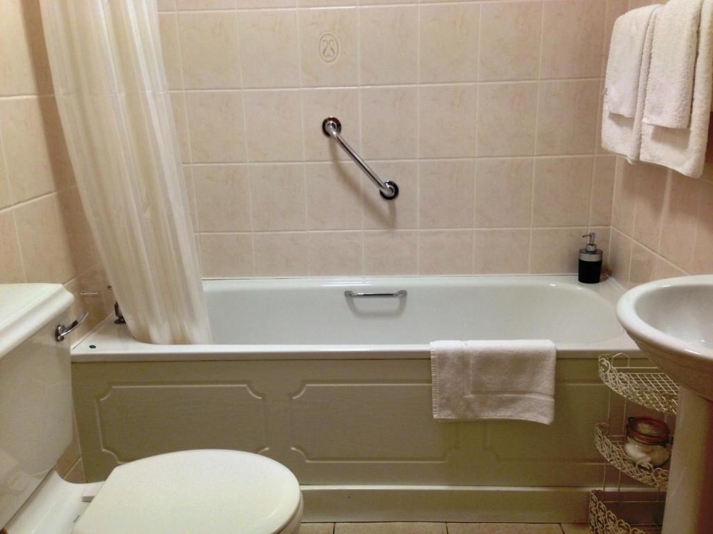 Ard Na Breatha House Hotel Donegal Town Habitación foto